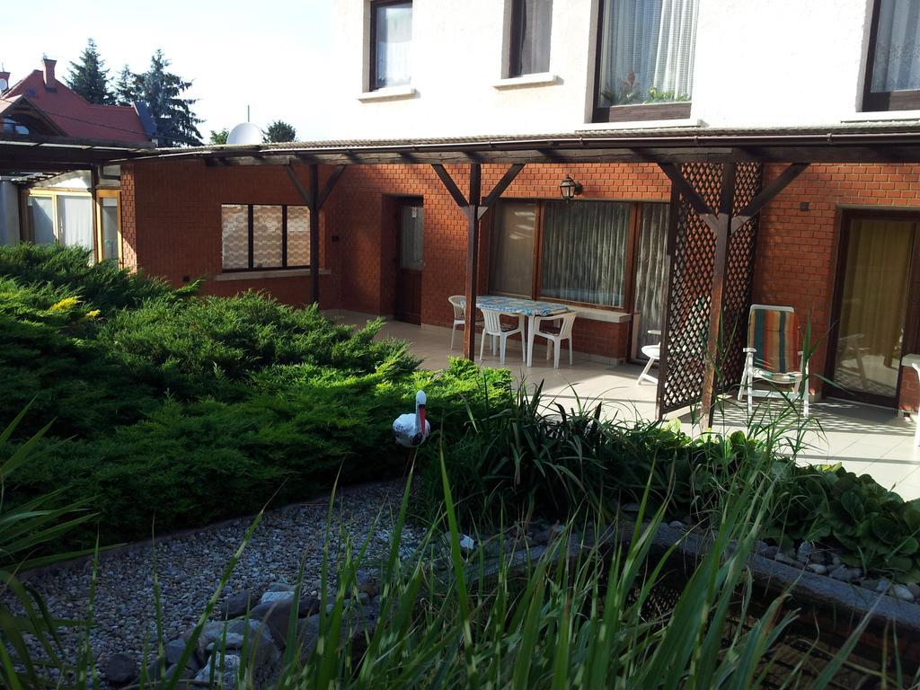 Agi Panzio Obuda Bed and Breakfast Budapest Eksteriør billede